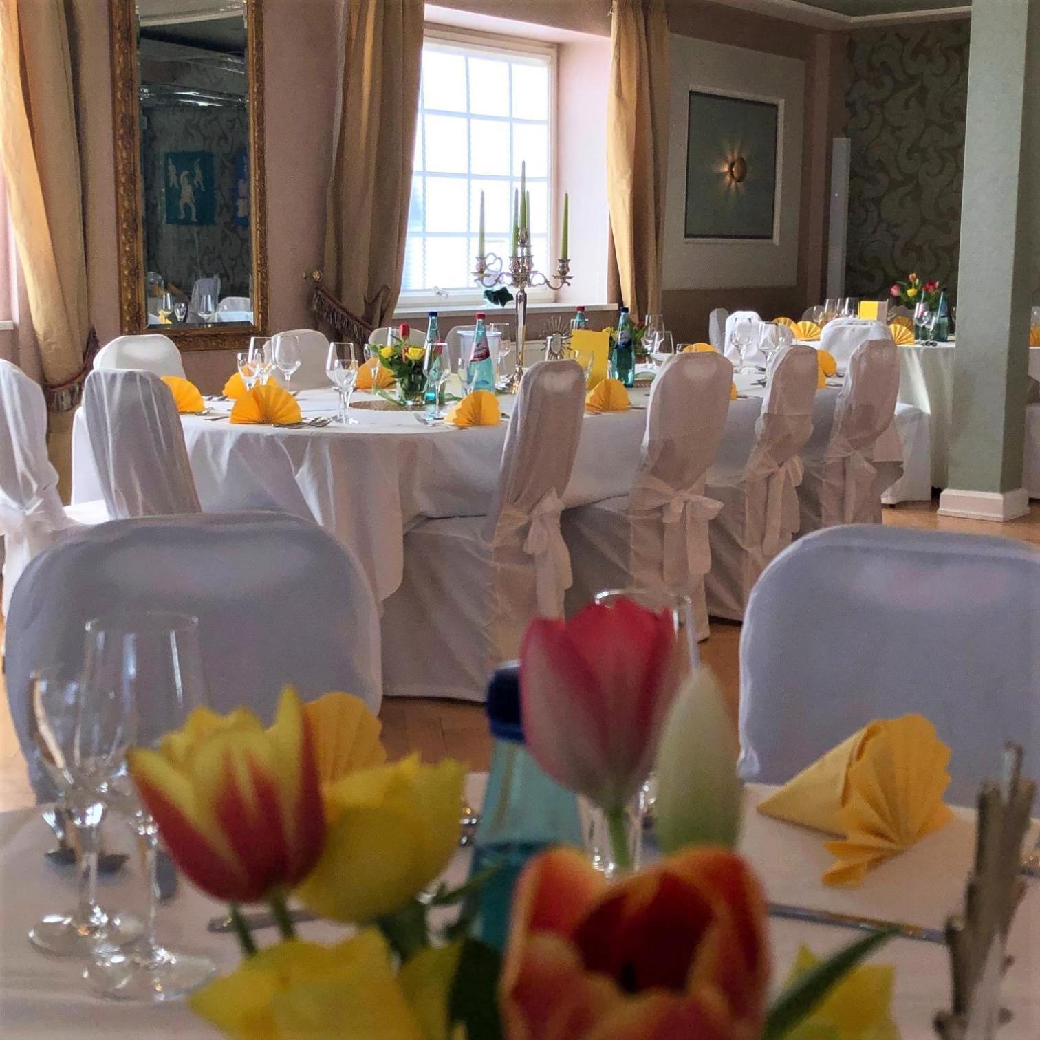 Hotel Zur Goldenen Sonne Usingen Εξωτερικό φωτογραφία